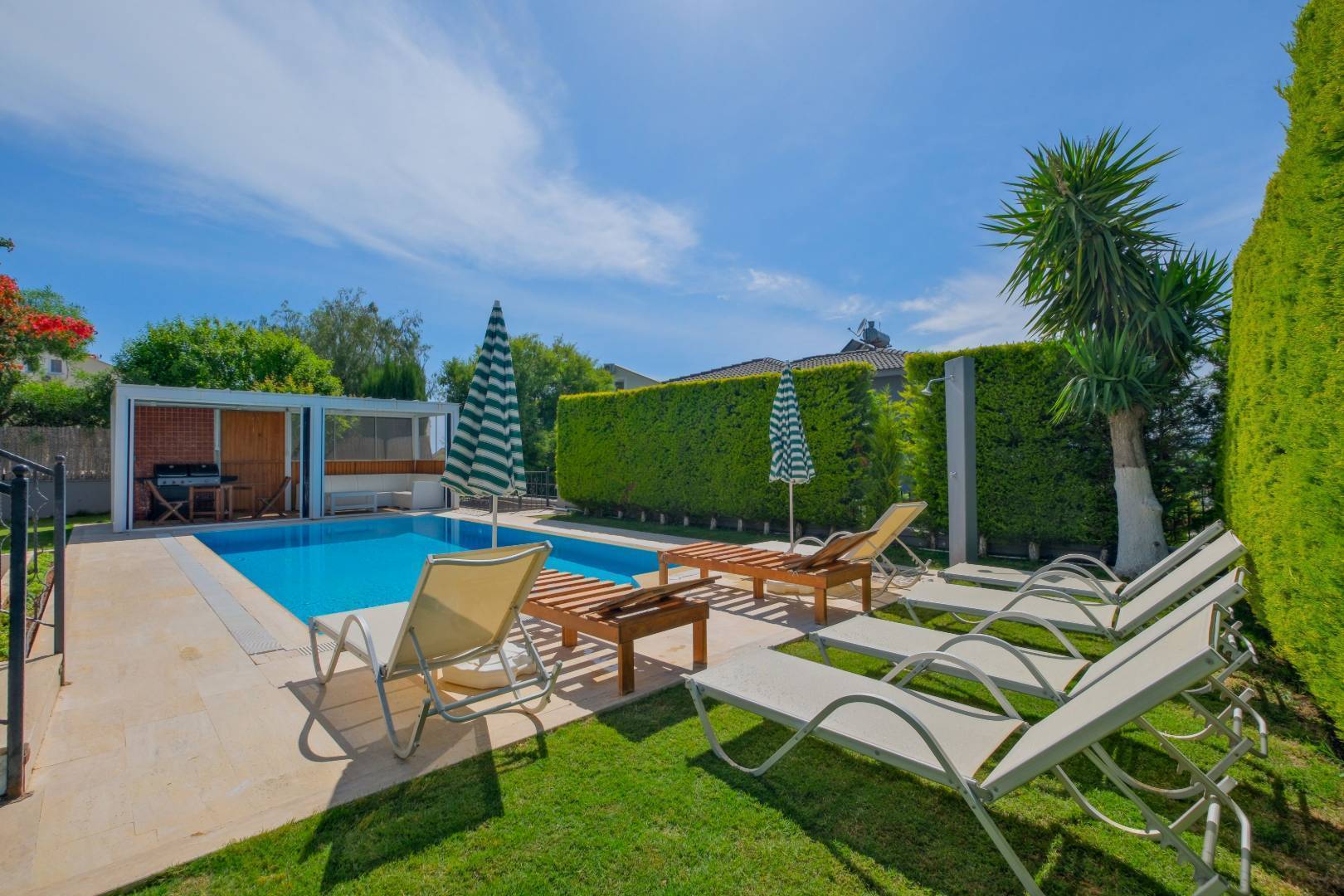 Fethiye Ölüdeniz'de Modern Tasarımlı, Özel Havuzlu, Geniş Villa 45595 — 4