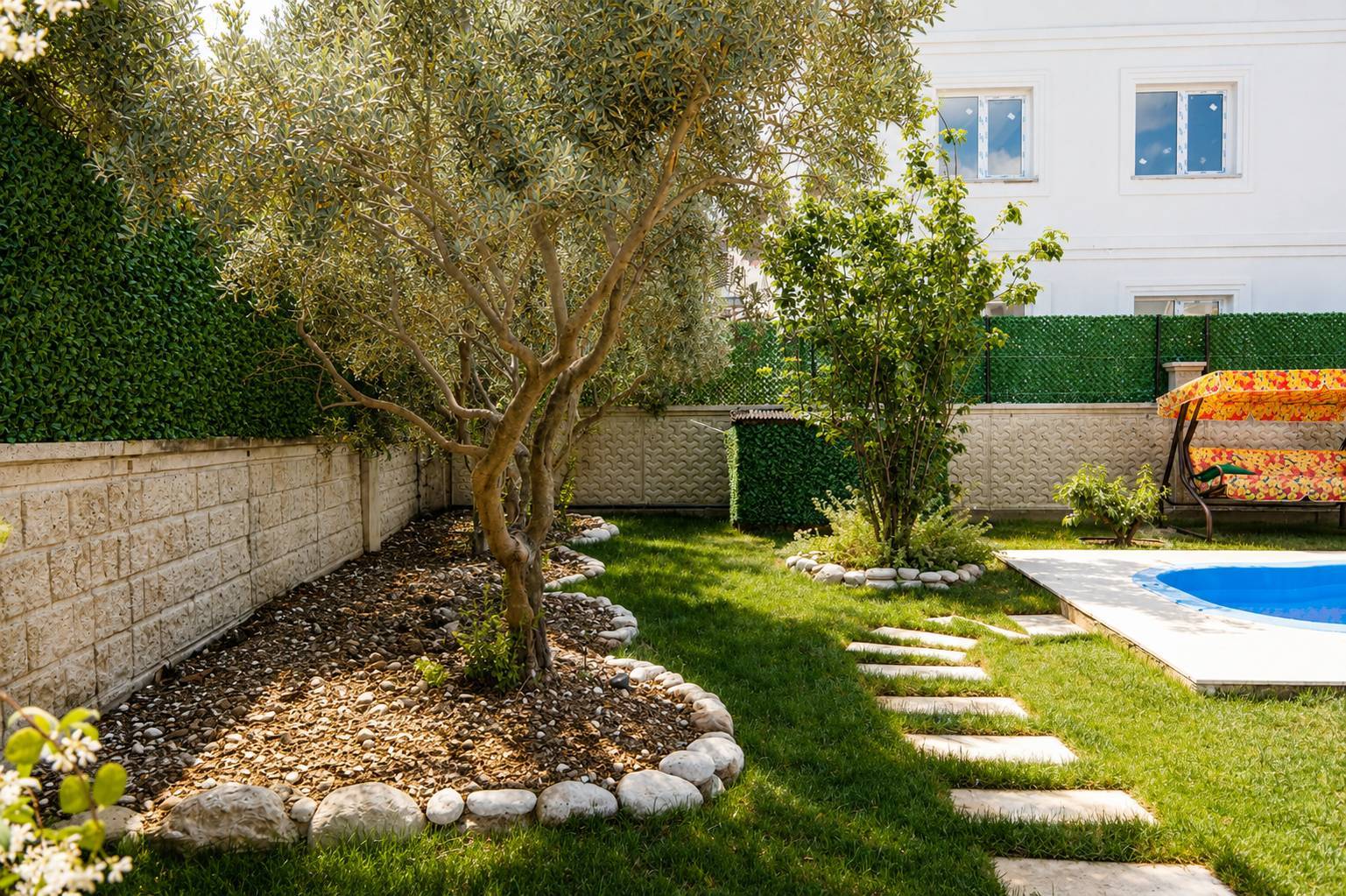 Seydikemer Gerişburnu'nda Doğa İle İç İçe, Özel Havuzlu, Konforlu Villa