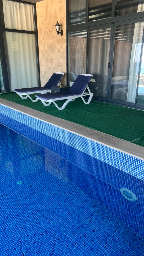 Alanya Büyükhasbahçe'de Merkezi Konumda, Özel Havuzlu, Balayı Villası