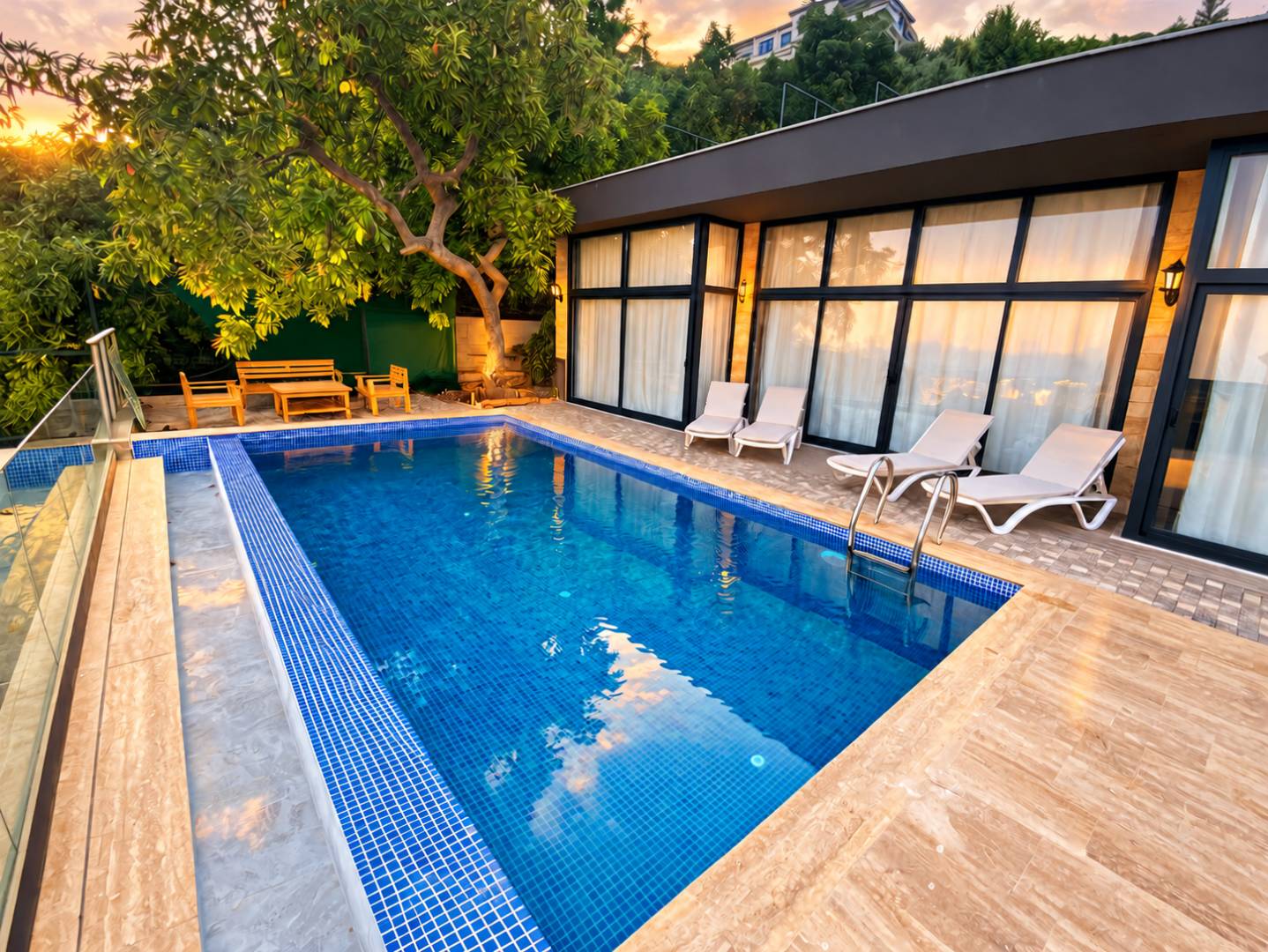 Alanya Büyükhasbahçe'de Modern Tasarımlı, Özel Havuzlu, 2+1 Villa 42338