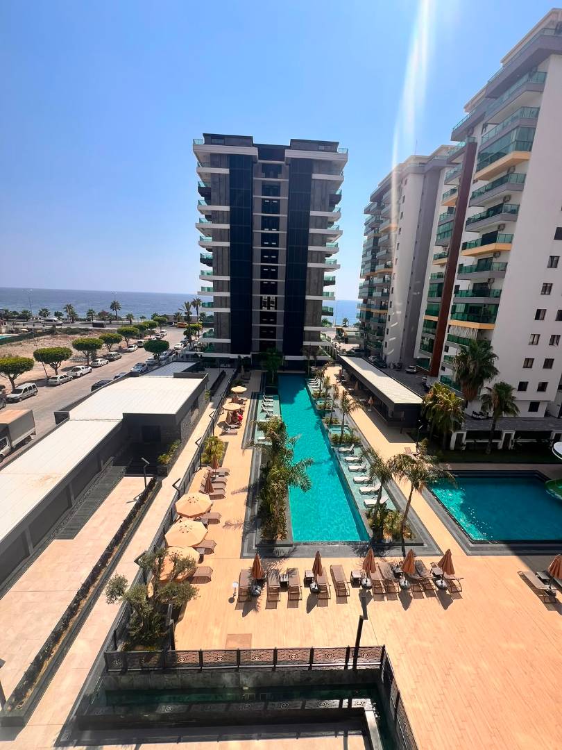 Alanya Mahmutlar'da Denize Yakın, Aquaparklı, Konforlu Daire