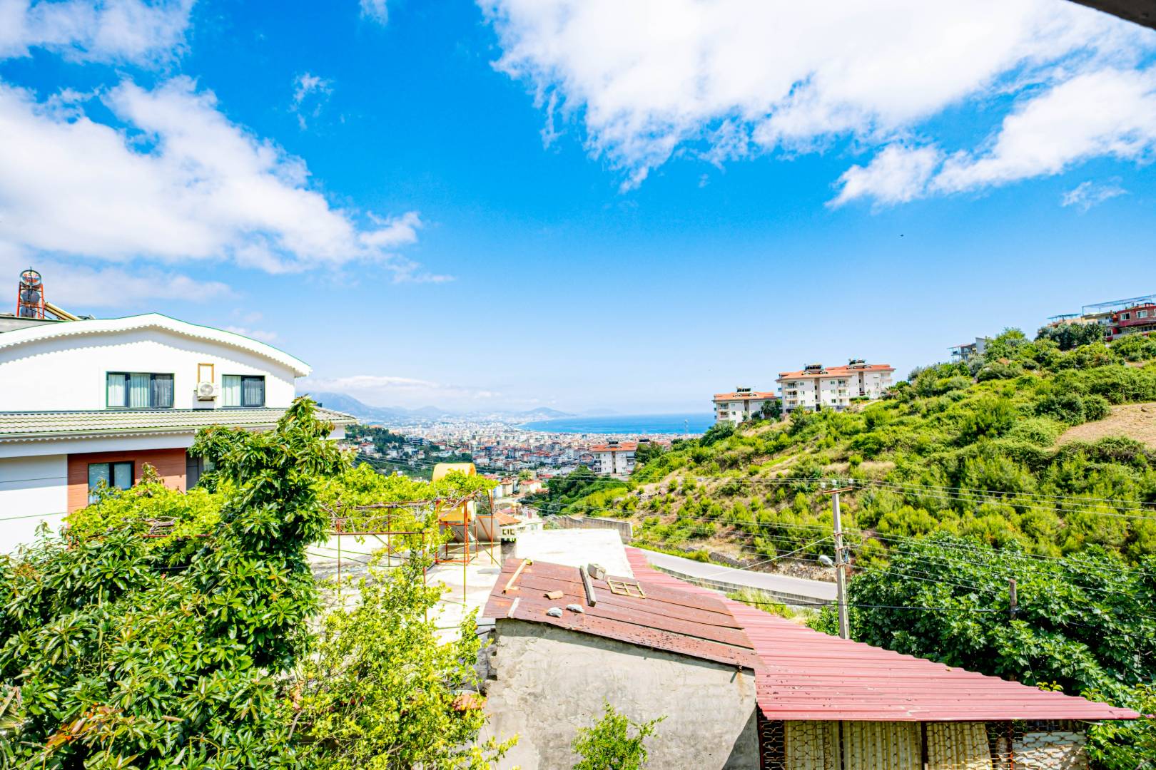 Alanya Sugözü'nde Doğa ve Deniz Manzaralı, Özel Havuzlu, Kiralık Villa