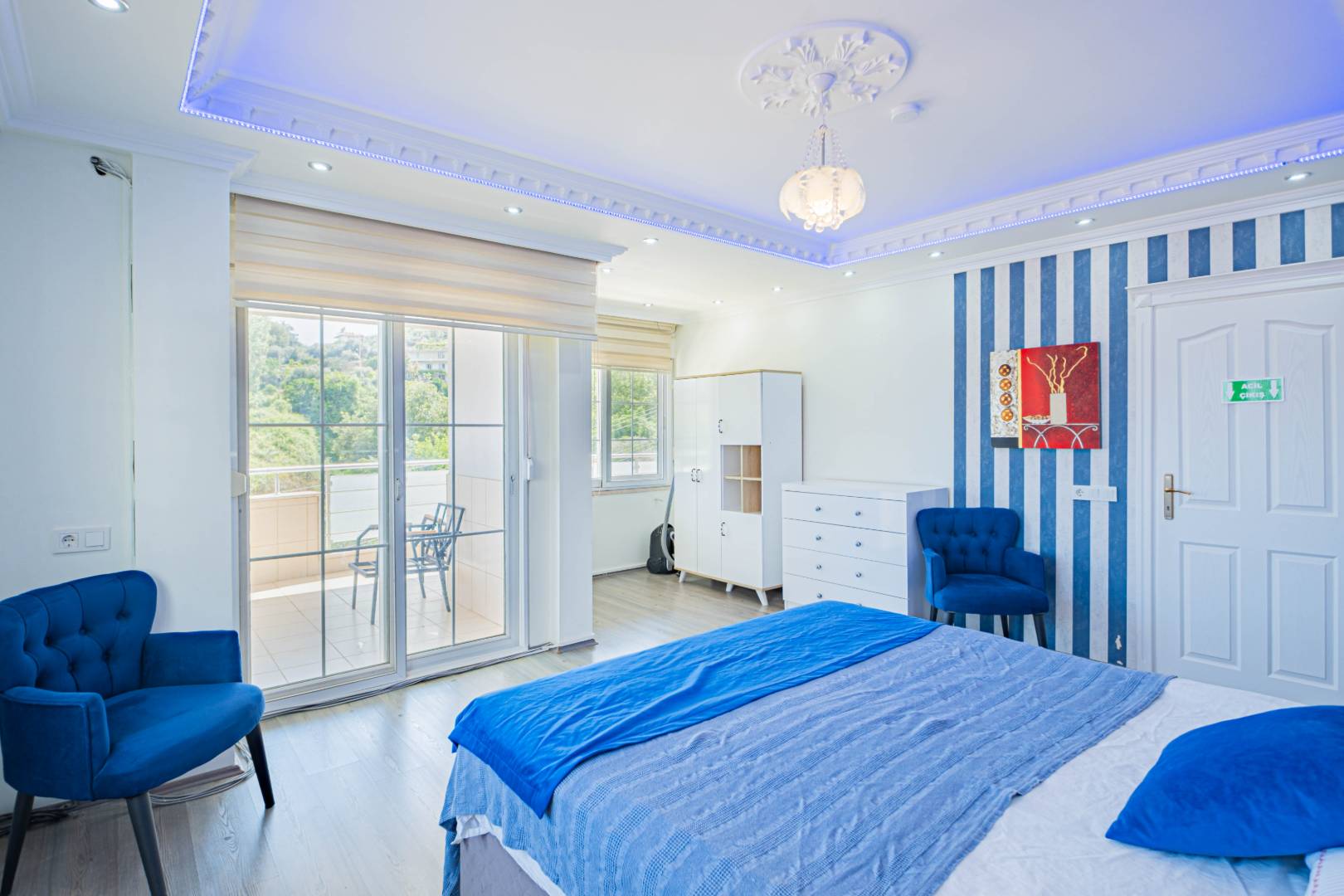Alanya Sugözü'nde Doğa ve Deniz Manzaralı, Özel Havuzlu, Kiralık Villa