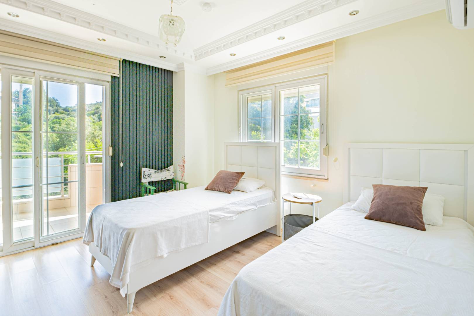 Alanya Sugözü'nde Doğa ve Deniz Manzaralı, Özel Havuzlu, Kiralık Villa