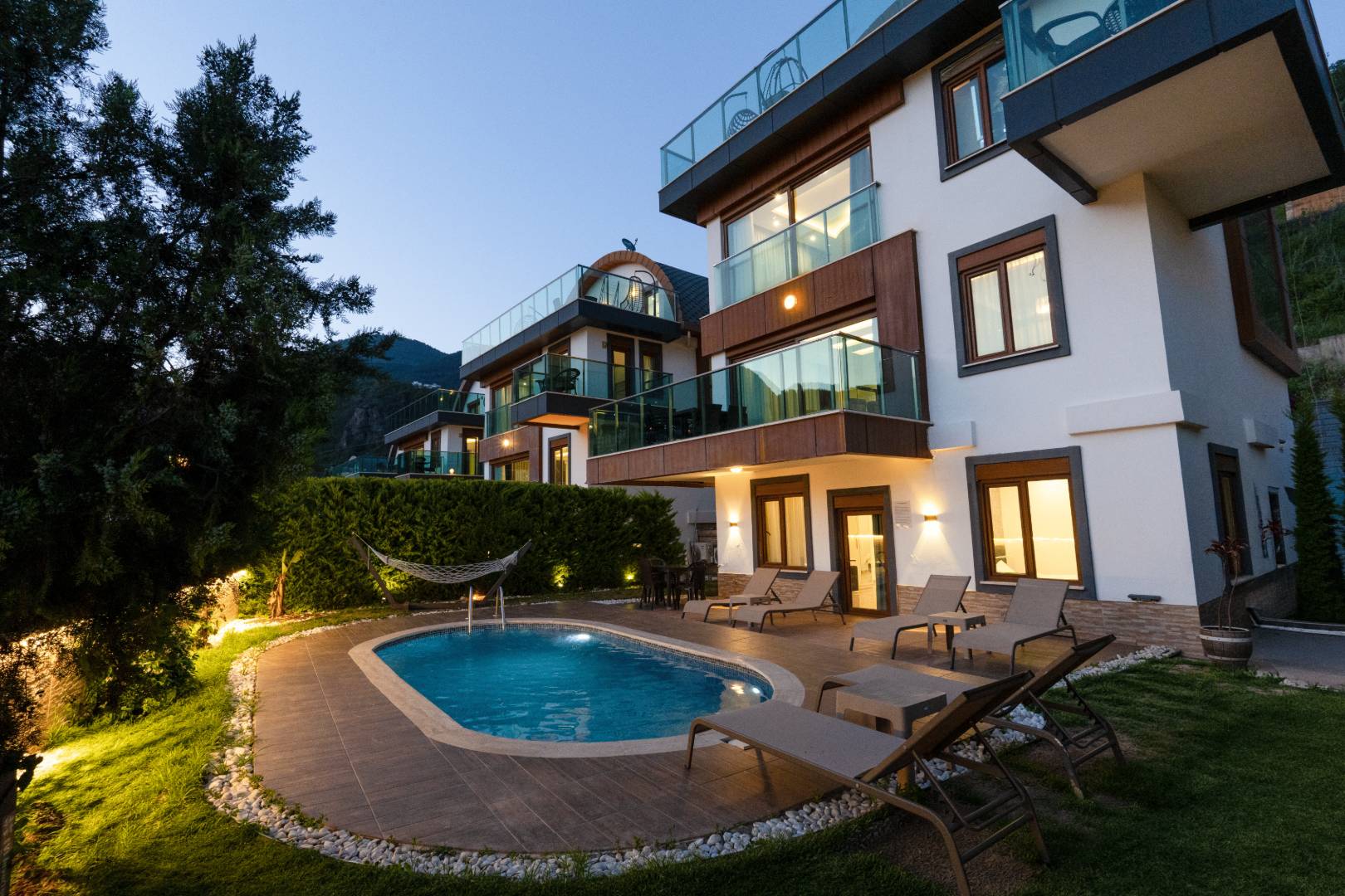 Antalya Alanya'da Geniş Ailelere Uygun, Özel Havuzlu, 5+1 Villa 36061 — 2