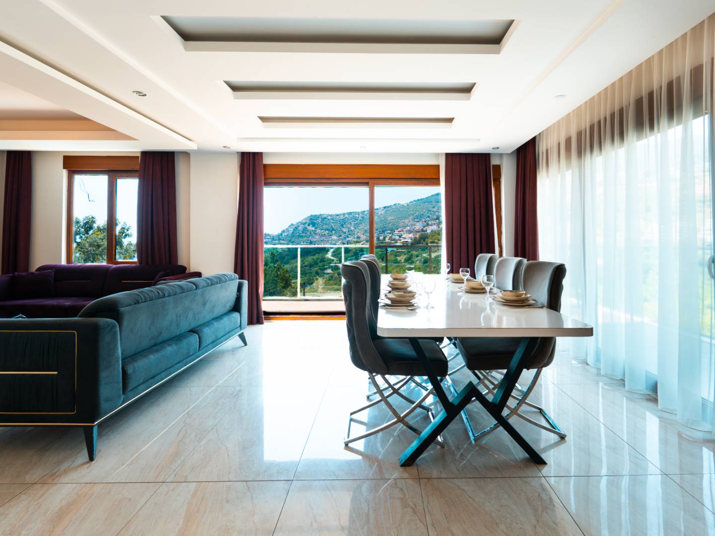 Antalya Alanya'da Geniş Ailelere Uygun, Özel Havuzlu, 5+1 Villa