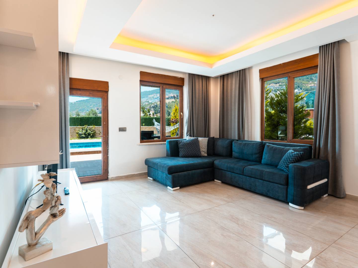 Antalya Alanya'da Geniş Ailelere Uygun, Özel Havuzlu, 5+1 Villa