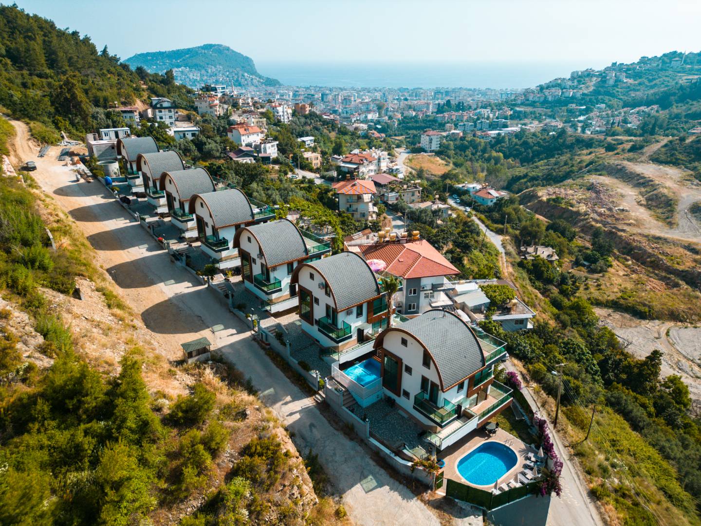 Antalya Alanya'da Geniş Ailelere Uygun, Özel Havuzlu, 5+1 Villa