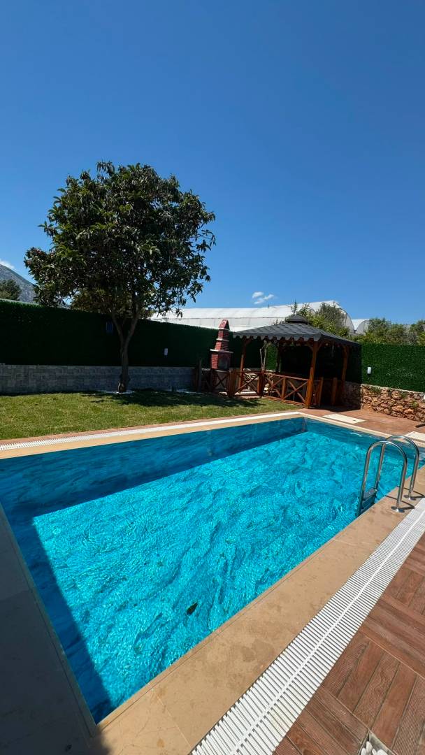 Antalya Konyaaltı'nda Sakin Konumda, Özel Isıtmalı Havuzlu, Modern Bungalov 46172 — 6