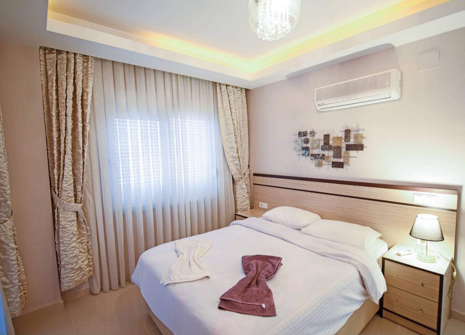Antalya Serik'te Site İçerisinde, Özel Havuzlu, Geniş Bahçeli Villa 21665 — 7