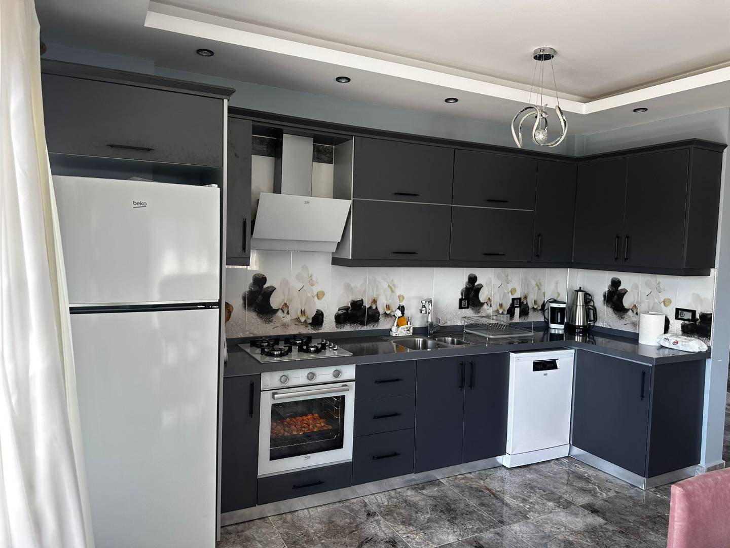 Arsuz Gökmeydan'da Geniş Aileler için Uygun, Taş Mimarili, 5+1 Villa 45865 — 4