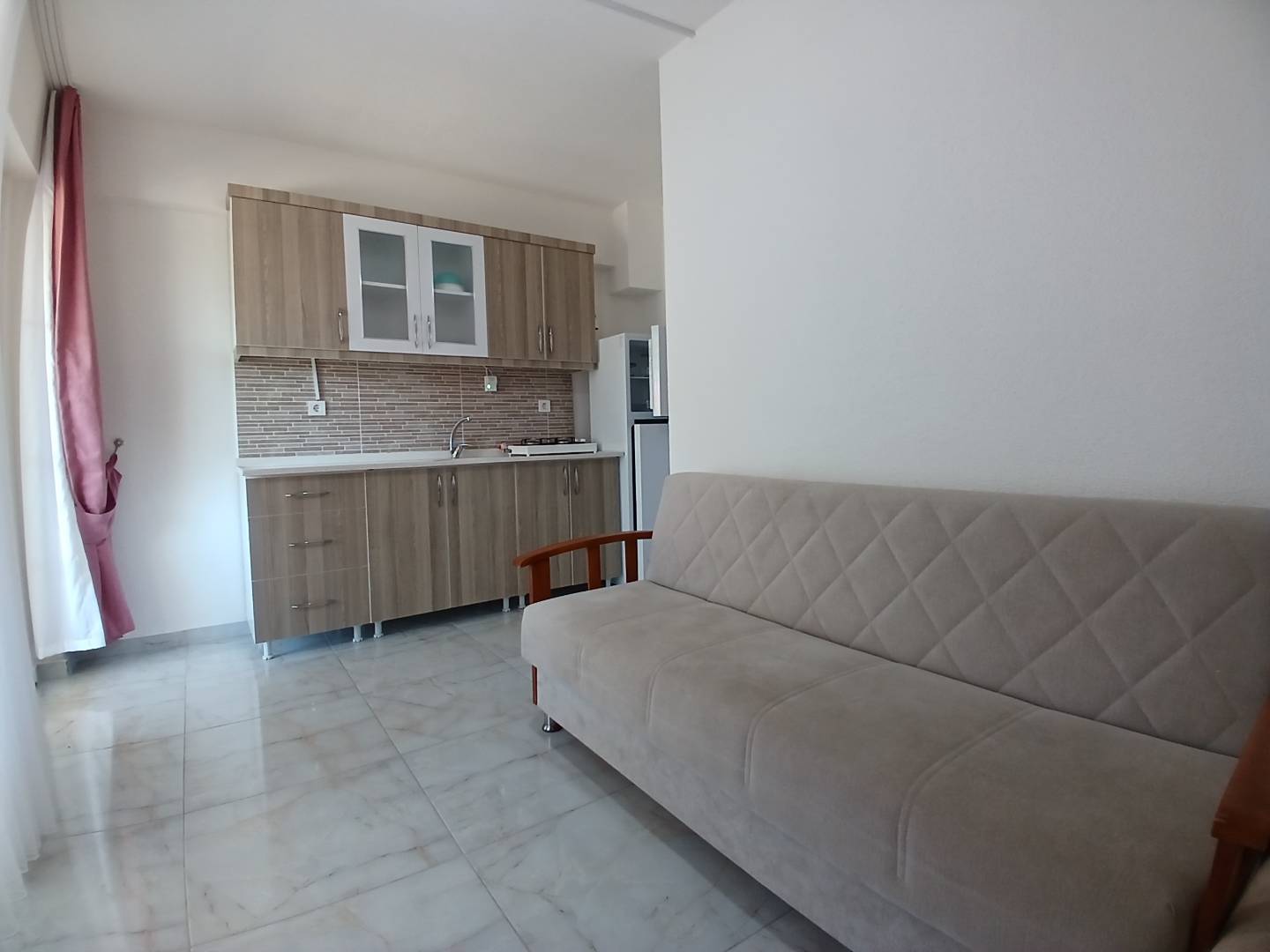 Balıkesir Avşa'da Denize Yürüme Mesafesinde, 1+1, 2 Kişilik Suite Daire