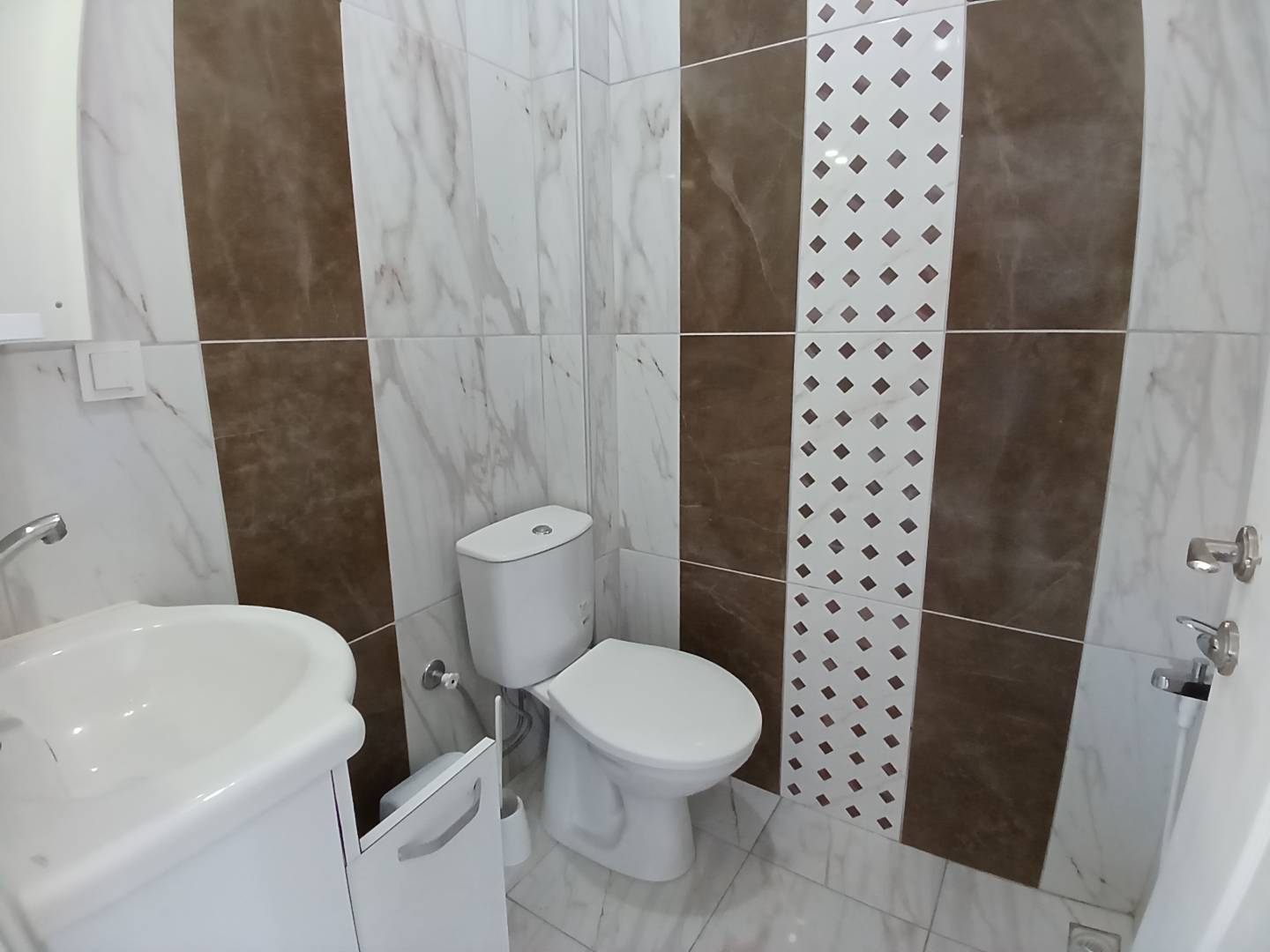 Balıkesir Avşa Adası'nda Denize Yakın, 2 Kişilik, Konforlu Suite Daire