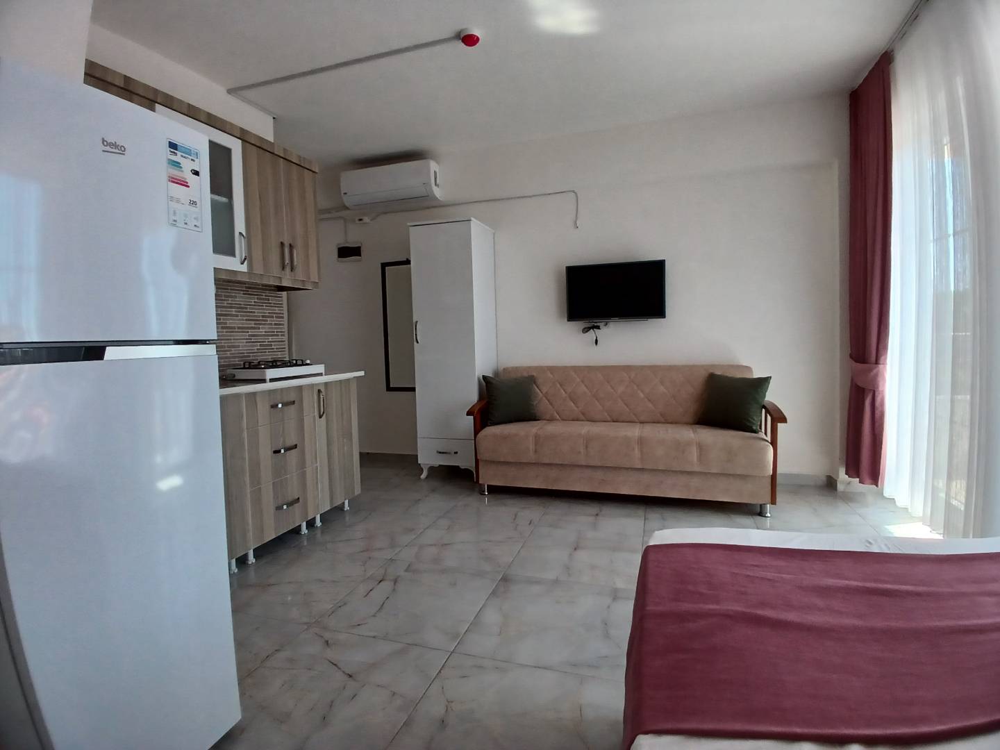 Balıkesir Avşa'da Denize Yakın, 2 Kişilik, Konforlu Suit Daire