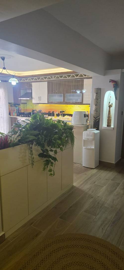 Aydın Didim'de Merkezi Konumda, Geniş Ailelere Uygun, 4+1 Villa