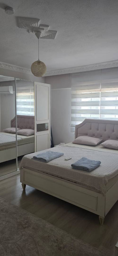 Aydın Didim'de Merkezi Konumda, Geniş Ailelere Uygun, 4+1 Villa