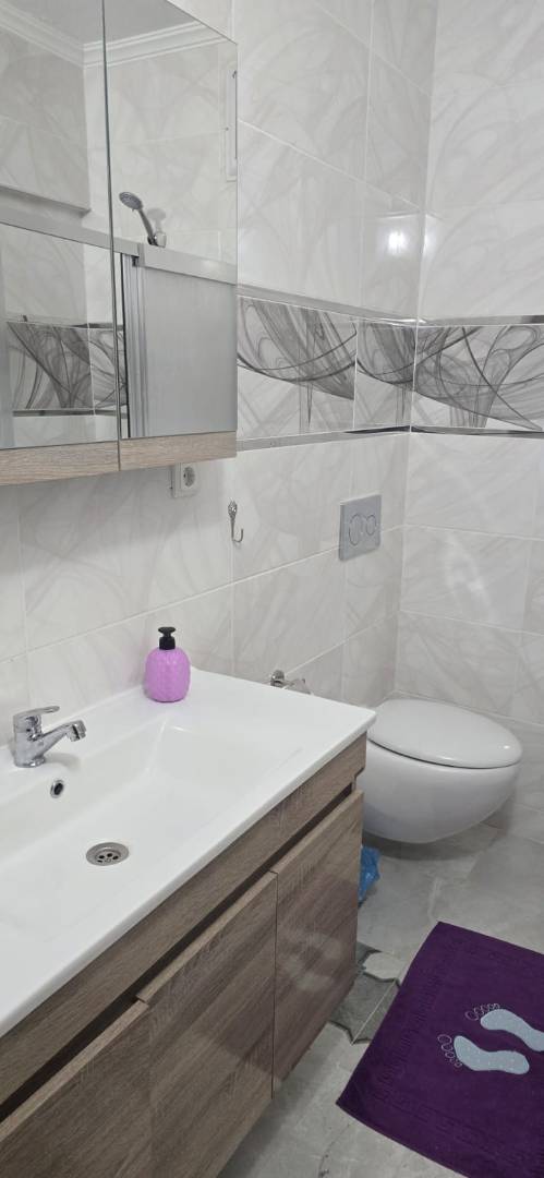 Aydın Didim'de Merkezi Konumda, Geniş Ailelere Uygun, 4+1 Villa