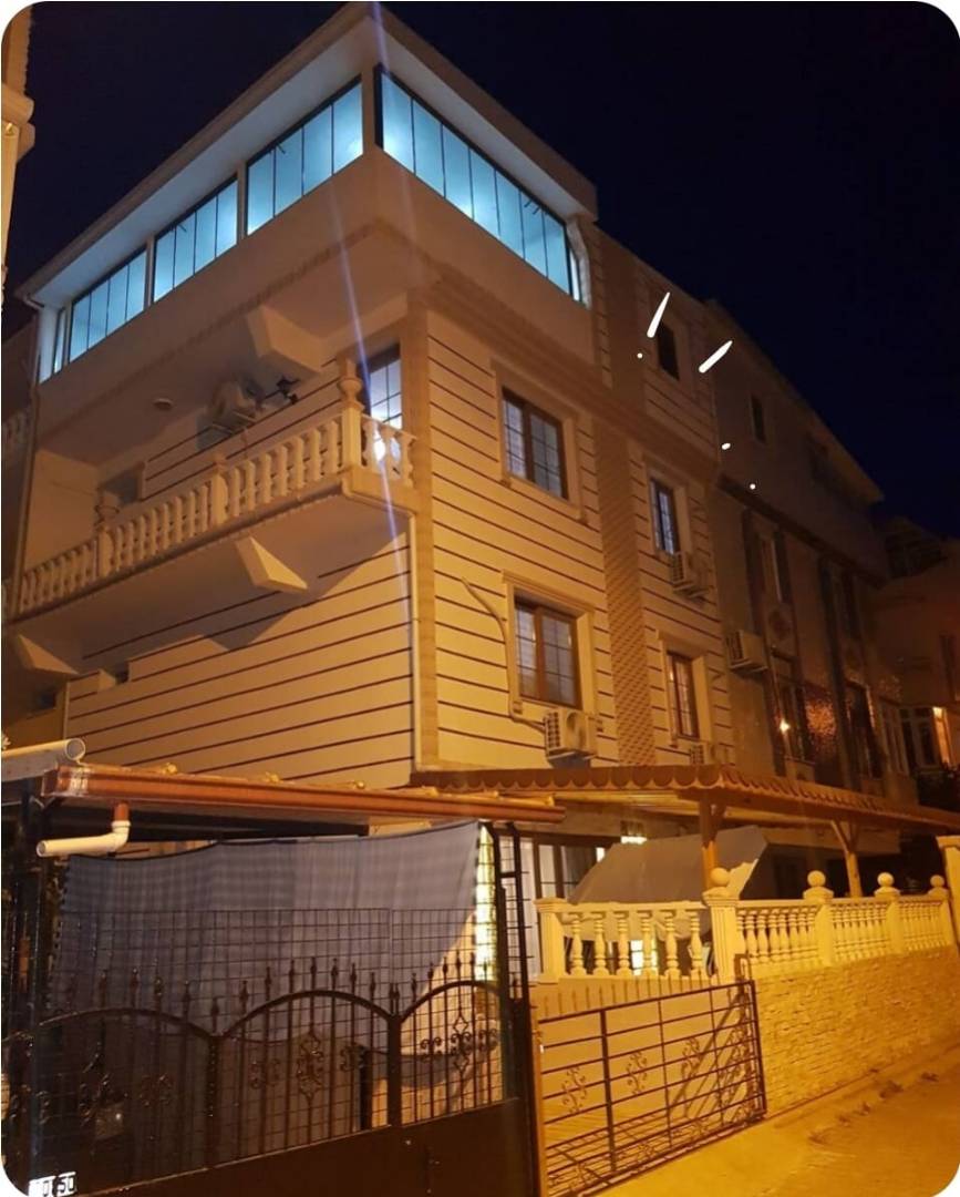 Aydın Didim'de Merkezi Konumda, Geniş Ailelere Uygun, 4+1 Villa