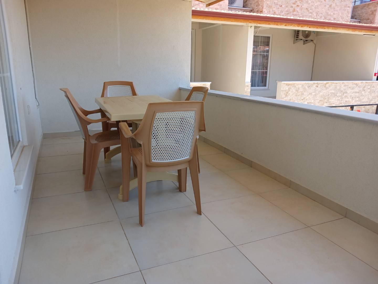 Balıkesir Avşa'da Merkeze Yakın, 4 Kişilik, Konforlu Suite Daire