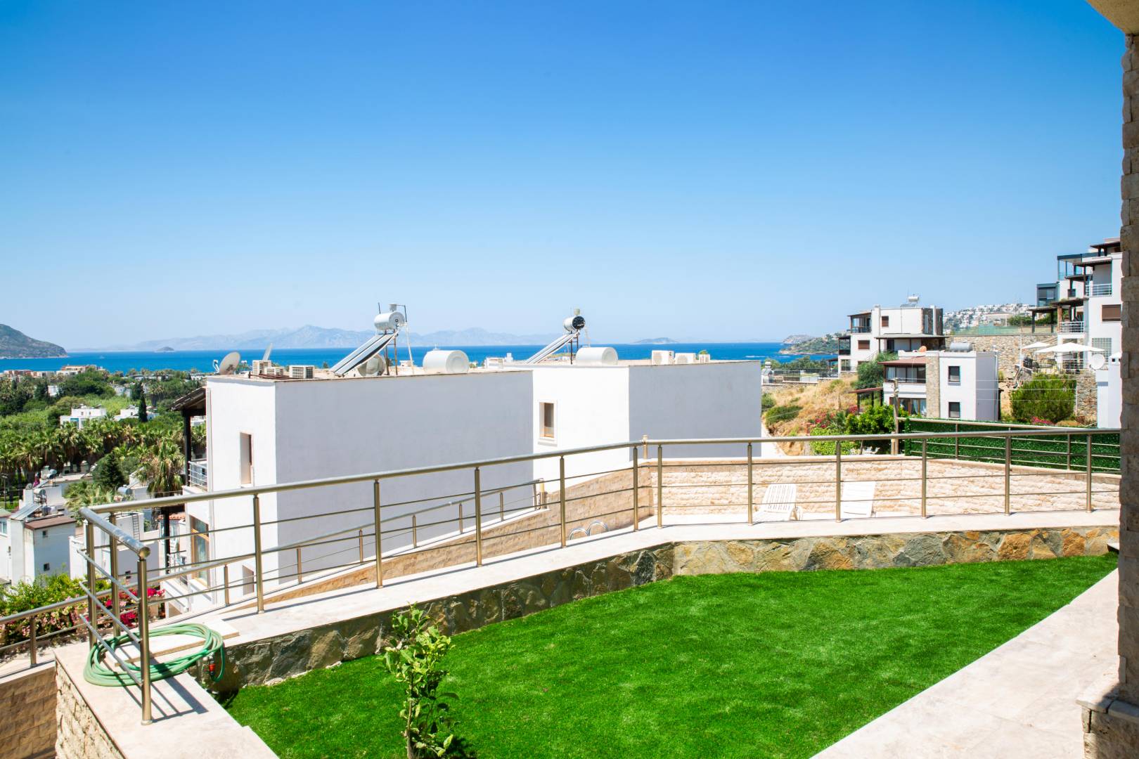 Bodrum Peksimet'te Göz Alıcı Deniz Manzaralı, Özel Havuzlu, 2+1 Villa