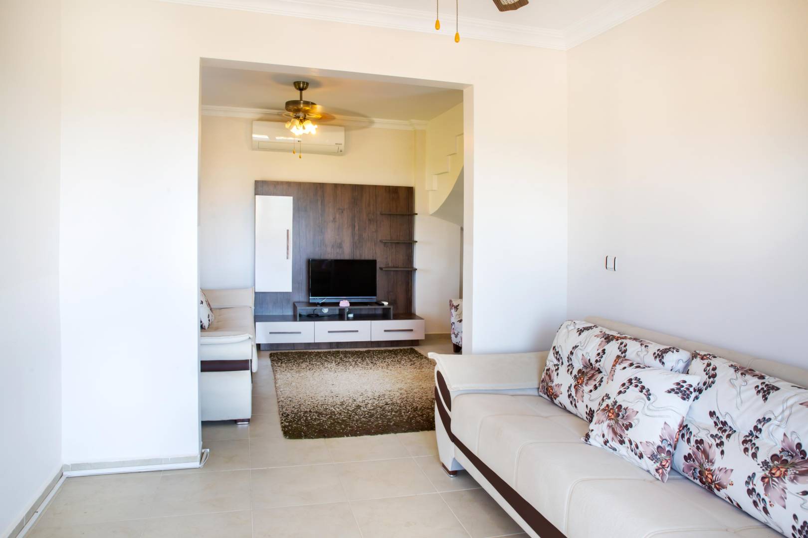 Bodrum Peksimet'te Göz Alıcı Deniz Manzaralı, Özel Havuzlu, 2+1 Villa