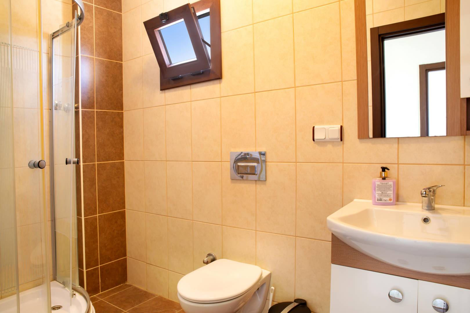 Bodrum Peksimet'te Göz Alıcı Deniz Manzaralı, Özel Havuzlu, 2+1 Villa