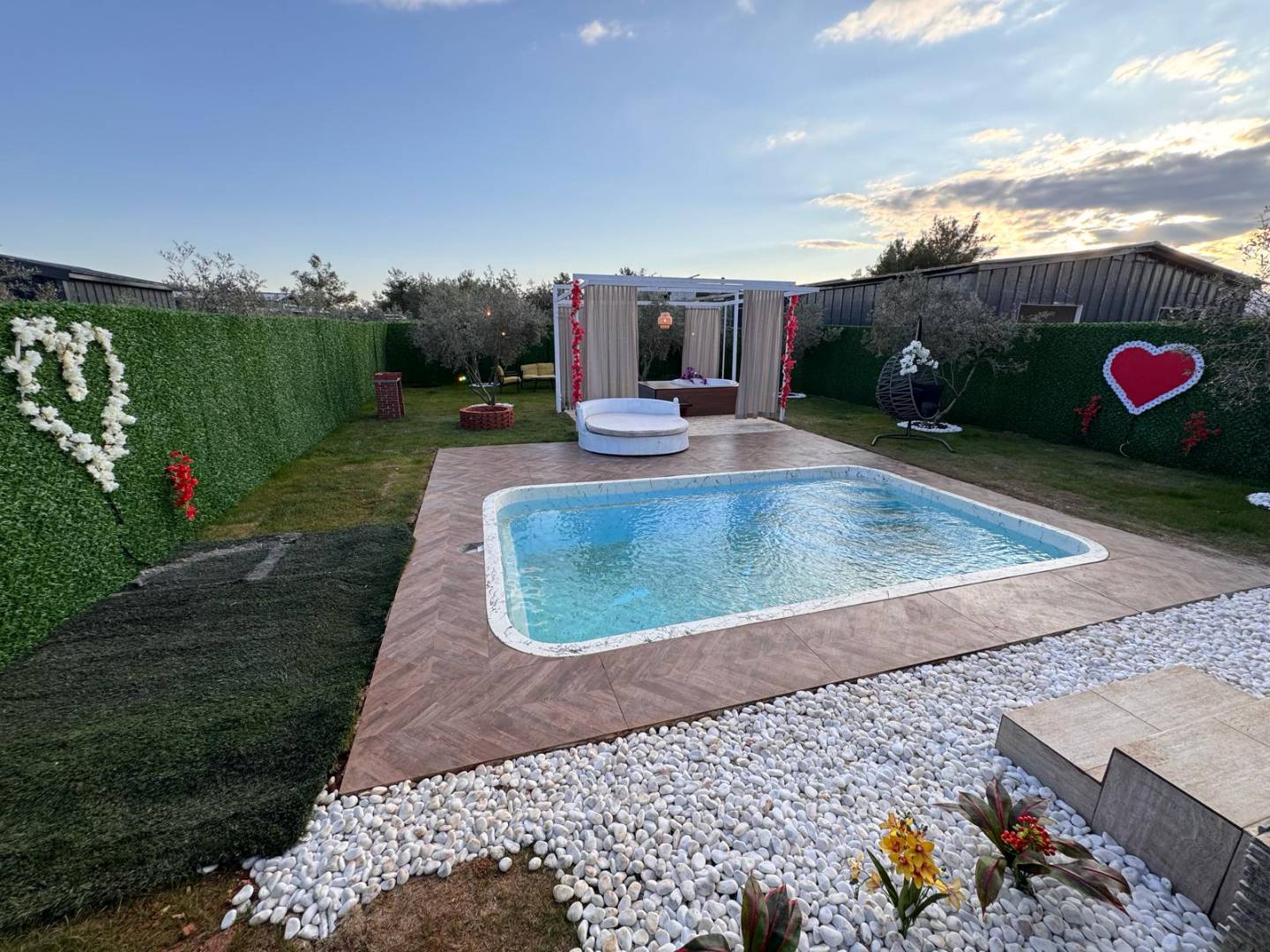Antalya Döşemaltı'nda Yemyeşil Bahçeli, Özel Havuzlu, Konforlu Tiny House 45982 — 9