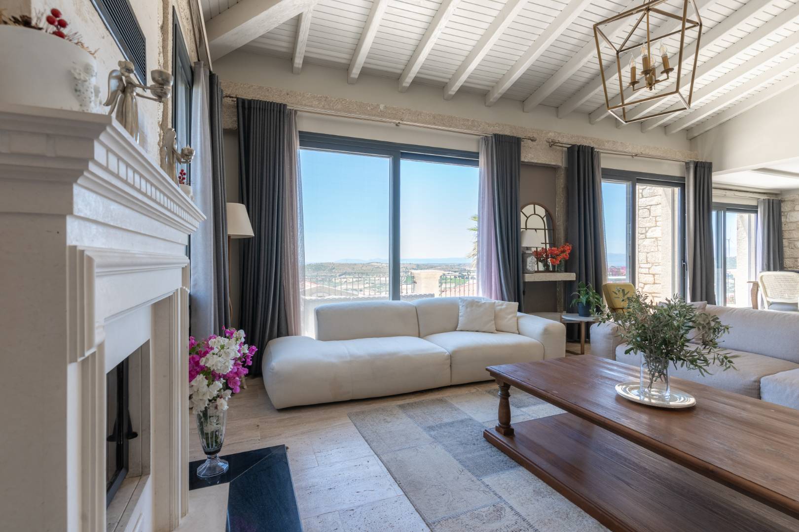 Çeşme Ovacık'ta Deniz Manzaralı, Özel Havuzlu, Lüks Taş Villa 37597 — 7
