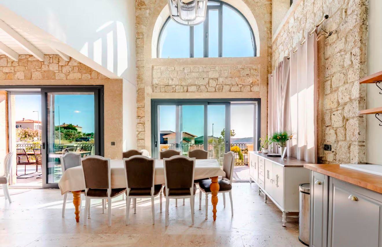 Çeşme Ovacık'ta Kalabalık Ailelere Uygun, Özel Havuzlu, Lüks Villa