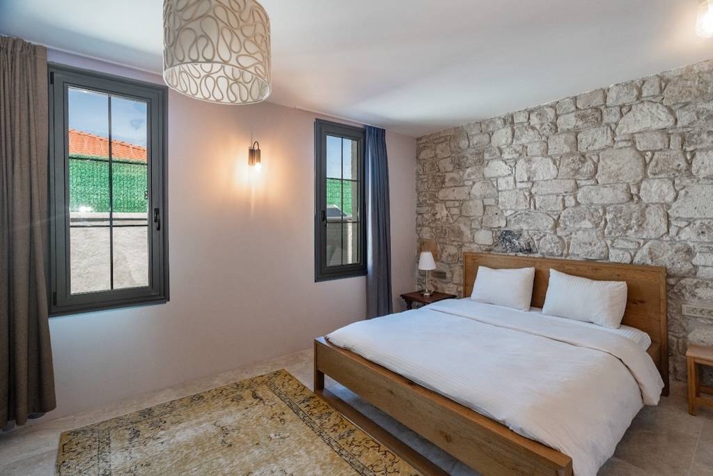 Çeşme'de Kalabalık Aileler İçin Uygun, Özel Havuzlu, Lüks Villa