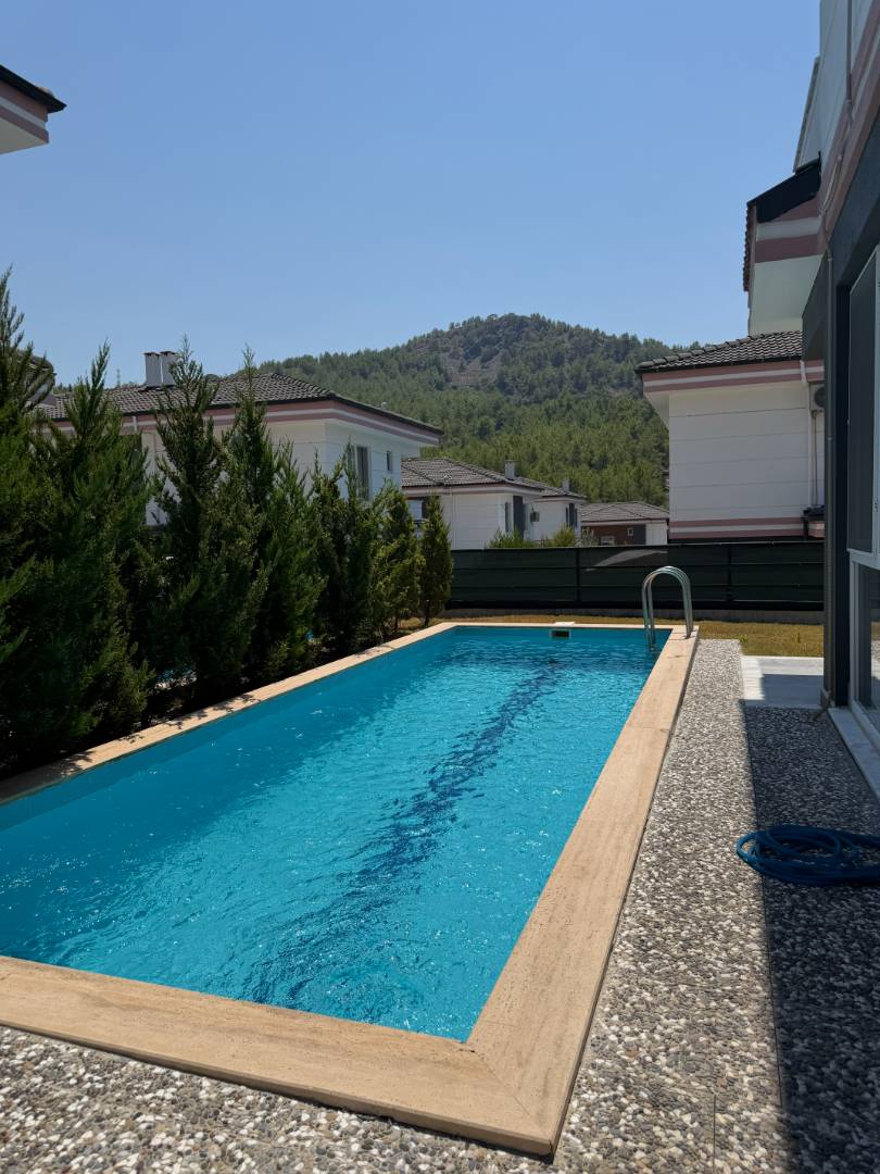 Dalaman Atakent'te Sakin Konumda, Özel Havuzlu, Modern Villa 39197 — 2