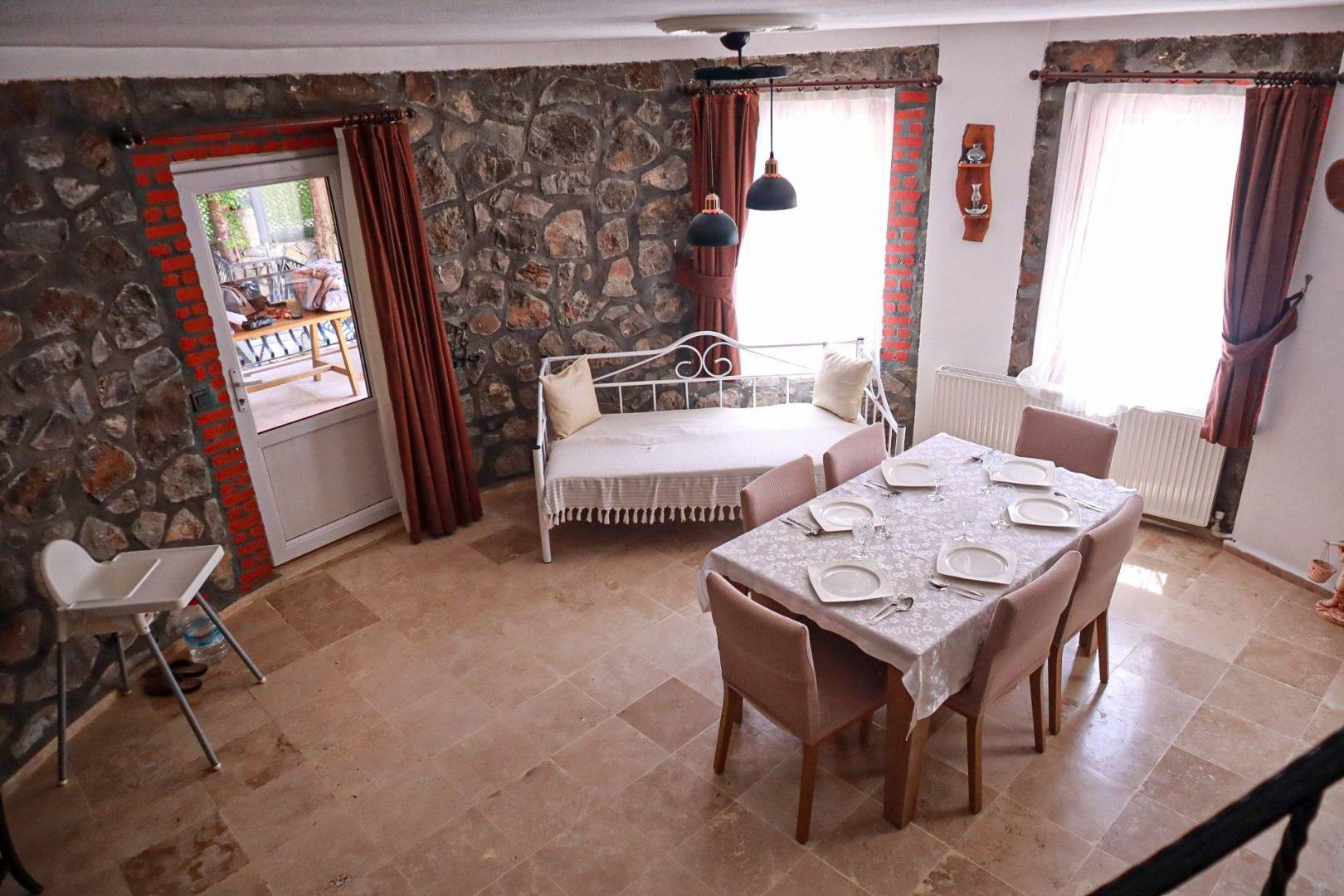 Dalaman Karaçalı'da Doğa İle İç İçe, Özel Havuzlu, Ferah Villa