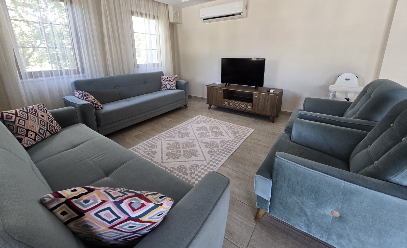 Ortaca Dalyan'da Kalabalık Ailelere Uygun, Özel Havuzlu, Geniş Villa