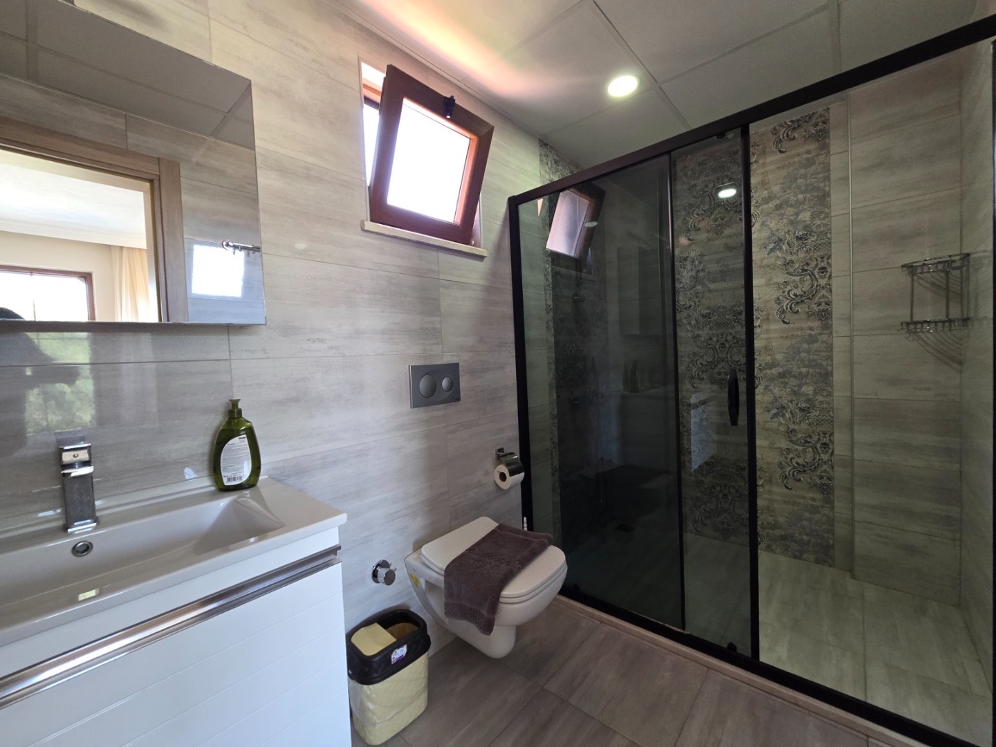 Ortaca Dalyan'da Kalabalık Ailelere Uygun, Özel Havuzlu, Geniş Villa