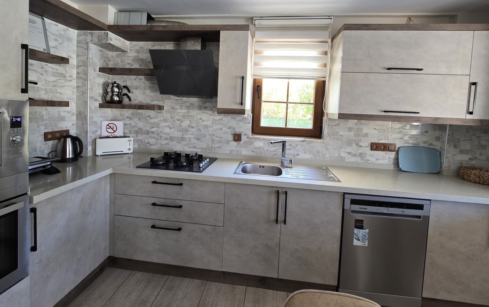 Ortaca Dalyan'da Kalabalık Ailelere Uygun, Özel Havuzlu, Geniş Villa