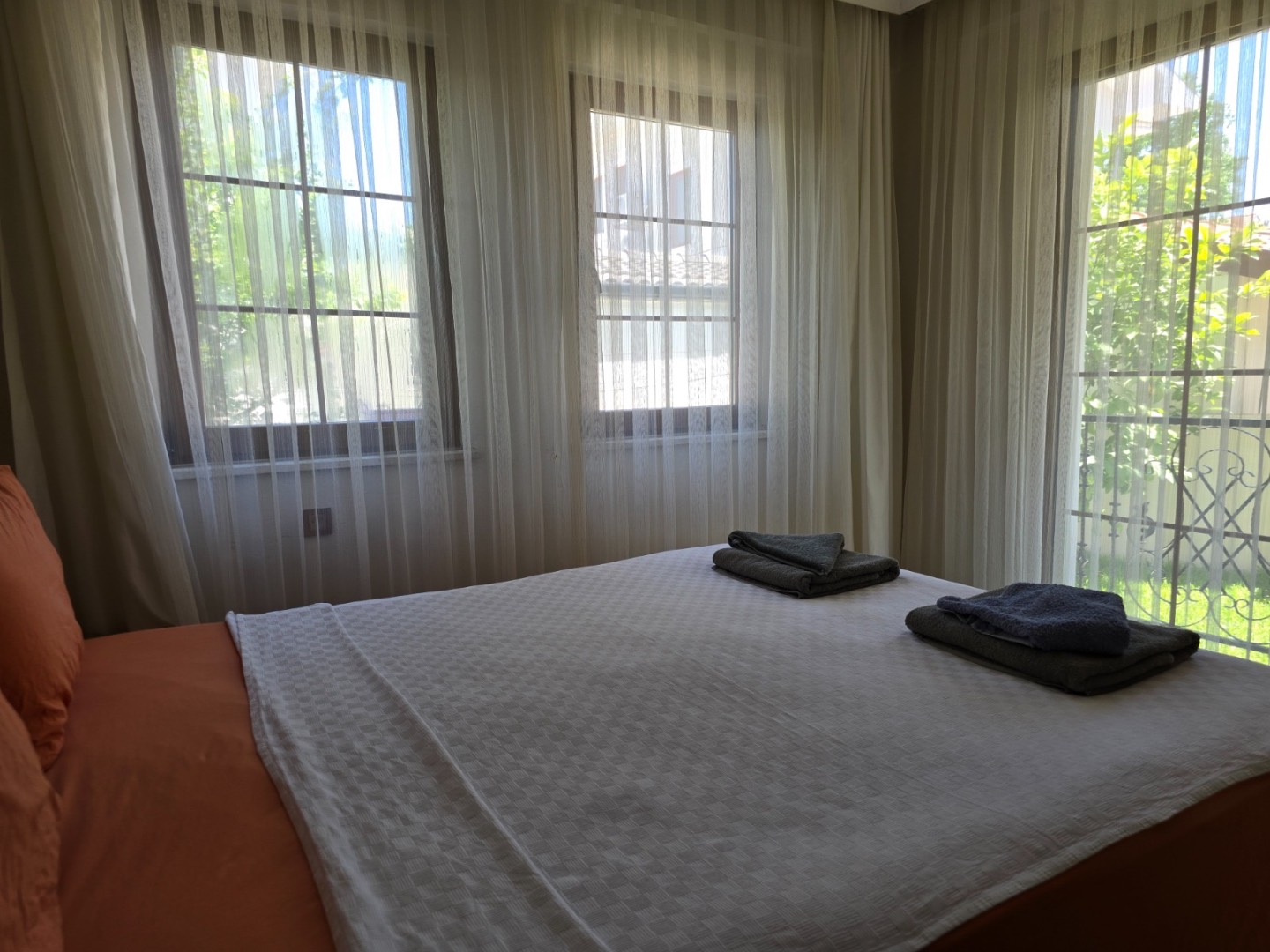 Ortaca Dalyan'da Kalabalık Ailelere Uygun, Özel Havuzlu, Geniş Villa