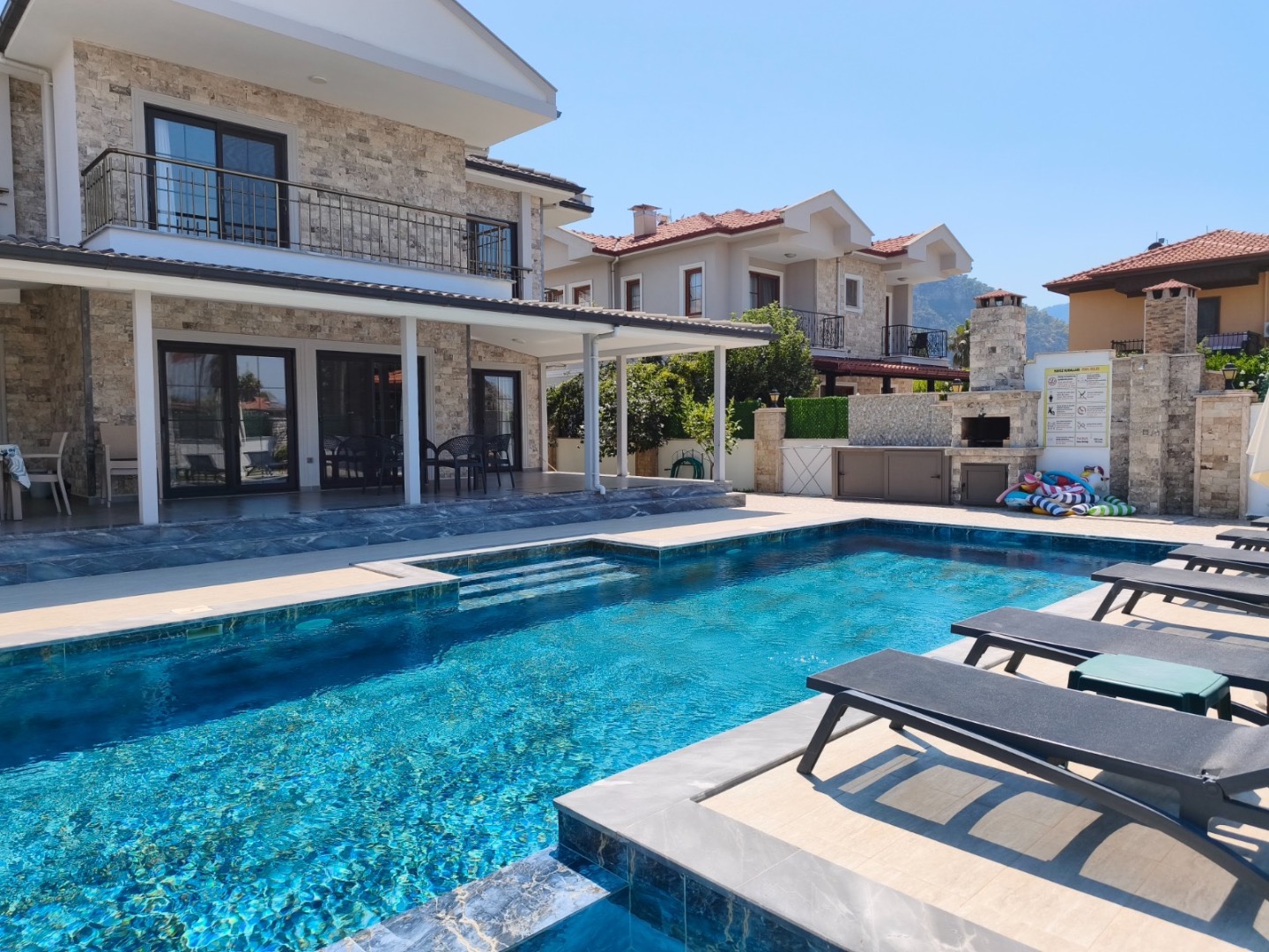 Ortaca Dalyan'da Merkezi Konumda, Özel Havuzlu, Ferah Villa 46028 — 2