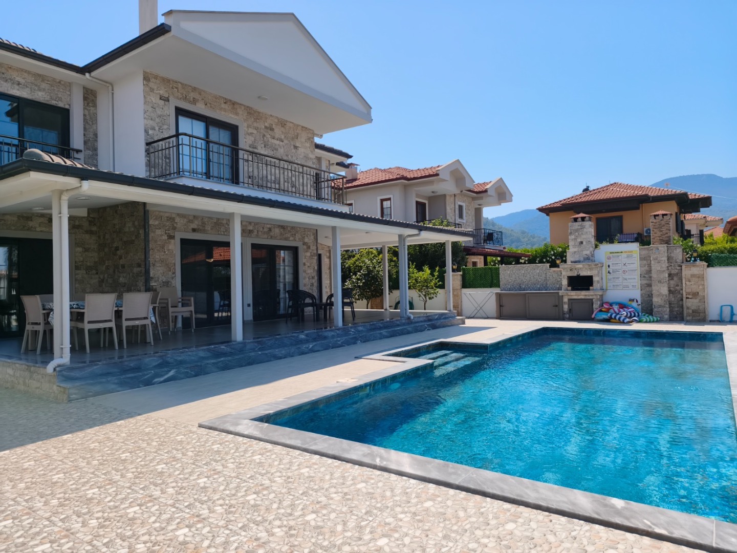 Ortaca Dalyan'da Merkezi Konumda, Özel Havuzlu, Ferah Villa 46028 — 3