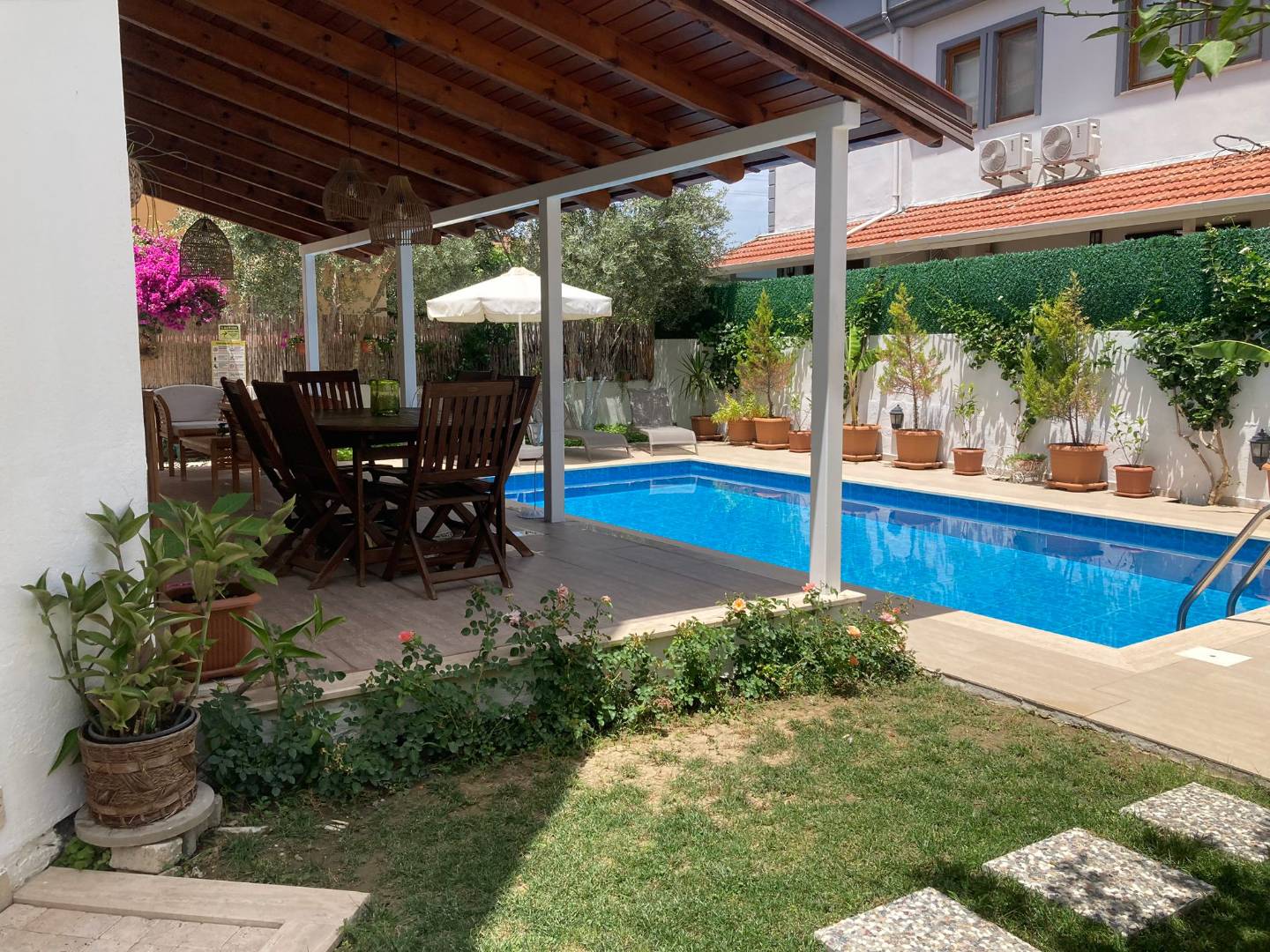 Ortaca Dalyan'da Geniş Ailelere Uygun, Özel Havuzlu, Konforlu Villa