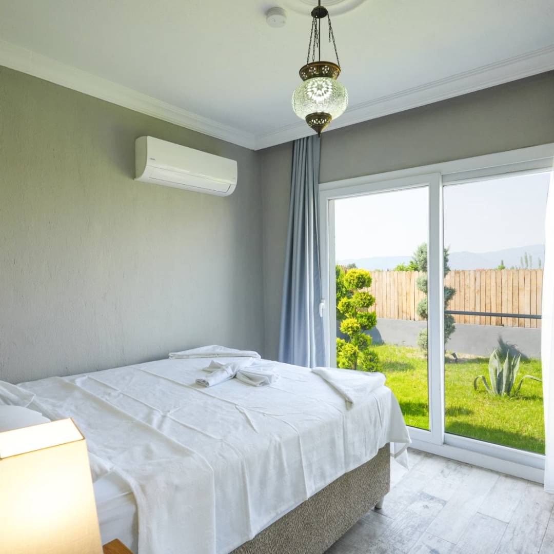 Ortaca Dalyan'da Doğa İle İç İçe, Özel Havuzlu, 4+1 Villa