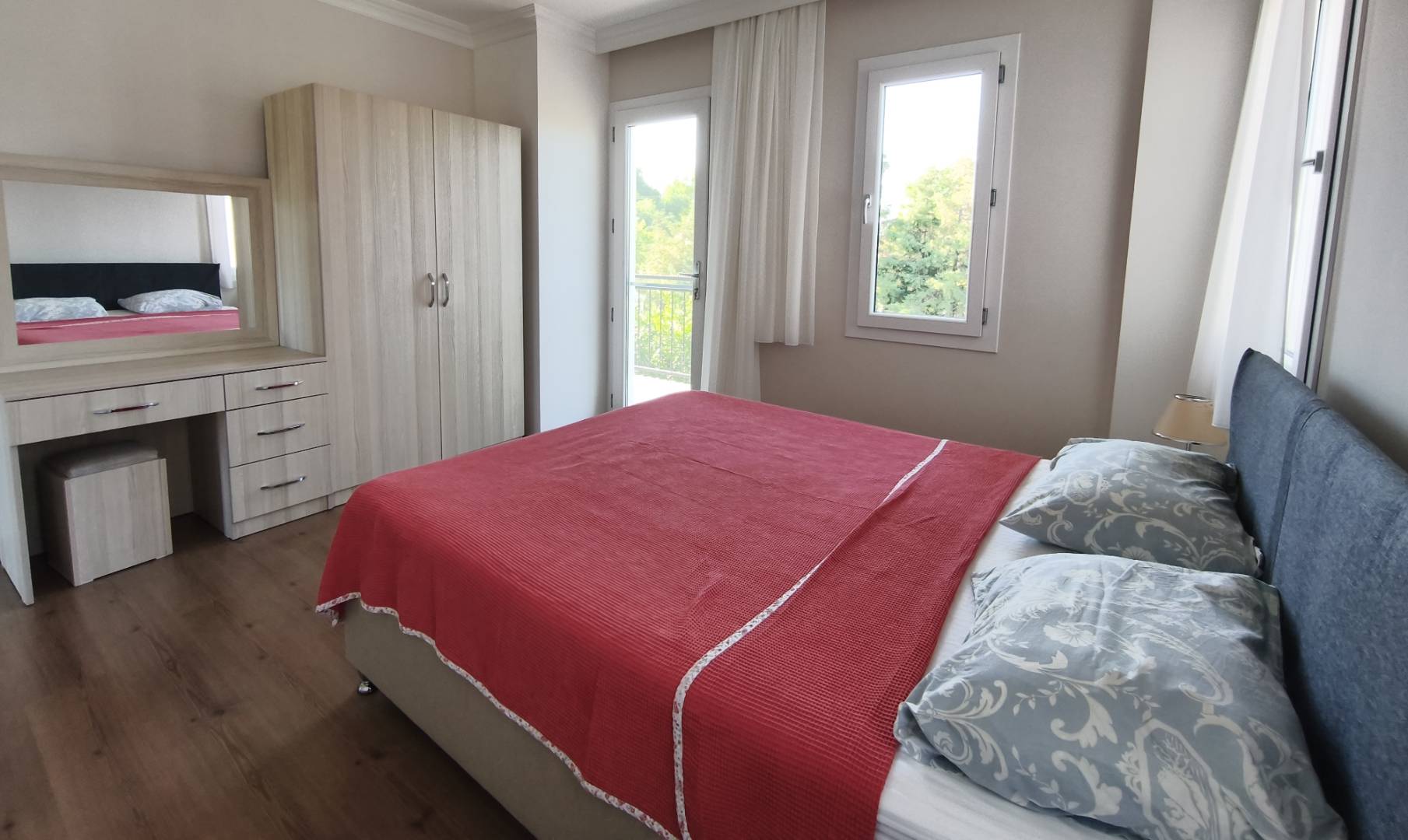 Ortaca Dalyan'da Yemyeşil Bahçeli, Özel Havuzlu, 8 Kişilik Villa