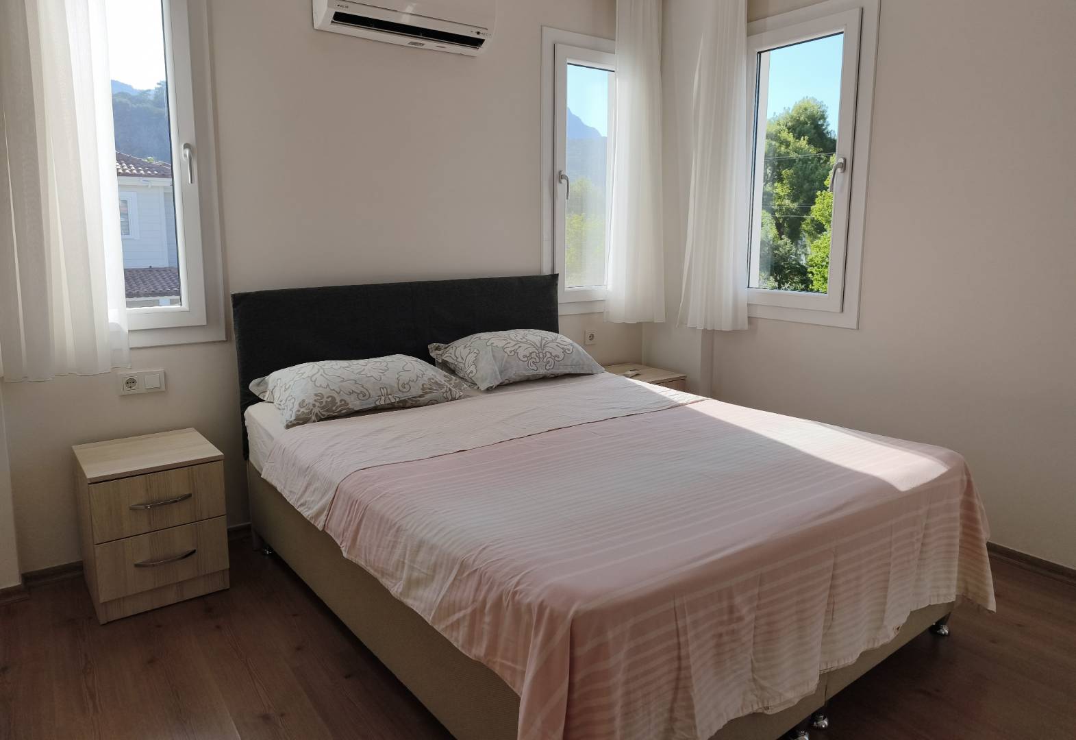 Ortaca Dalyan'da Yemyeşil Bahçeli, Özel Havuzlu, 8 Kişilik Villa