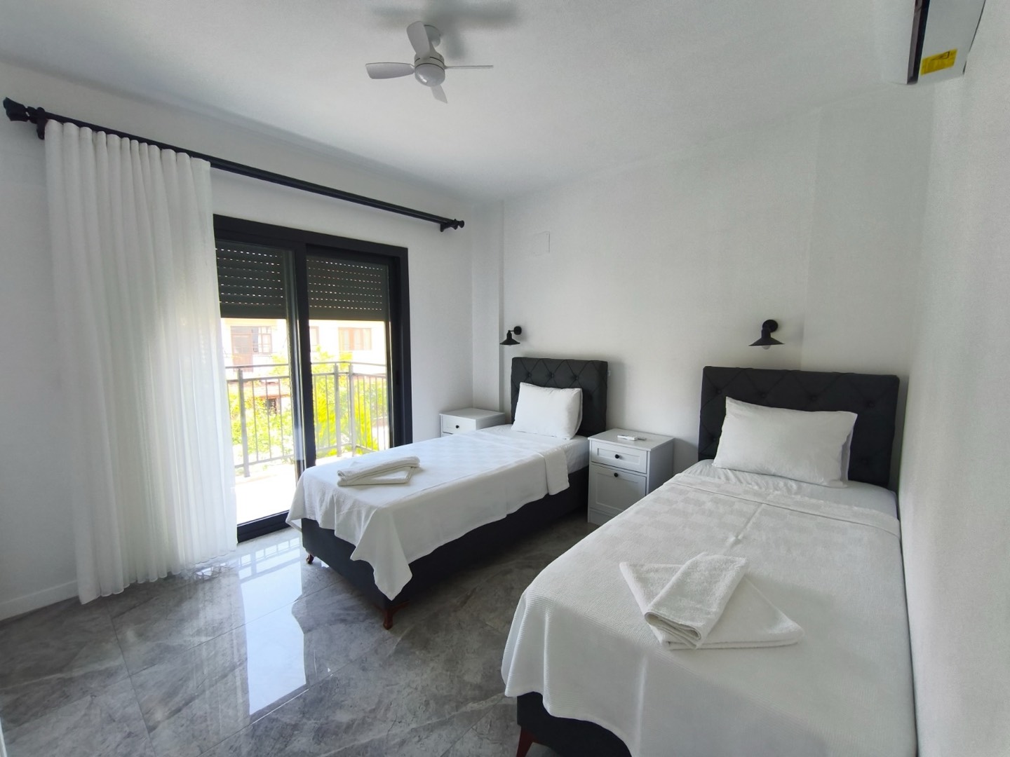 Ortaca Dalyan'da Modern Tasarımlı, Özel Havuzlu, Kiralık Villa