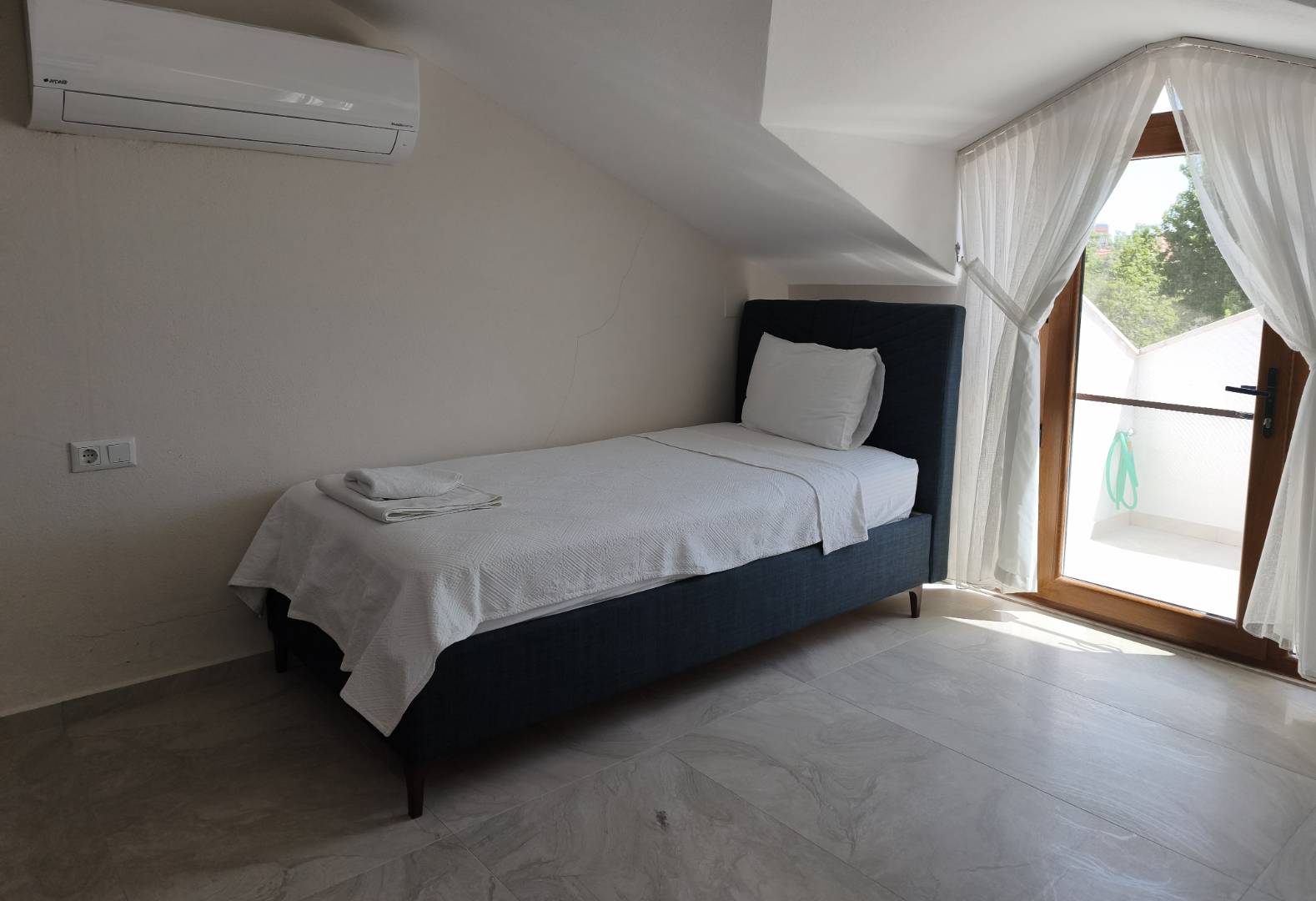 Ortaca Dalyan'da Sakin Konumda, Özel Havuzlu, Konforlu Villa