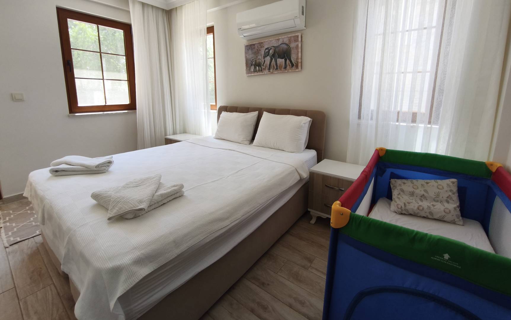 Ortaca Dalyan'da Kalabalık Ailelere Uygun, Özel Havuzlu, Modern Villa