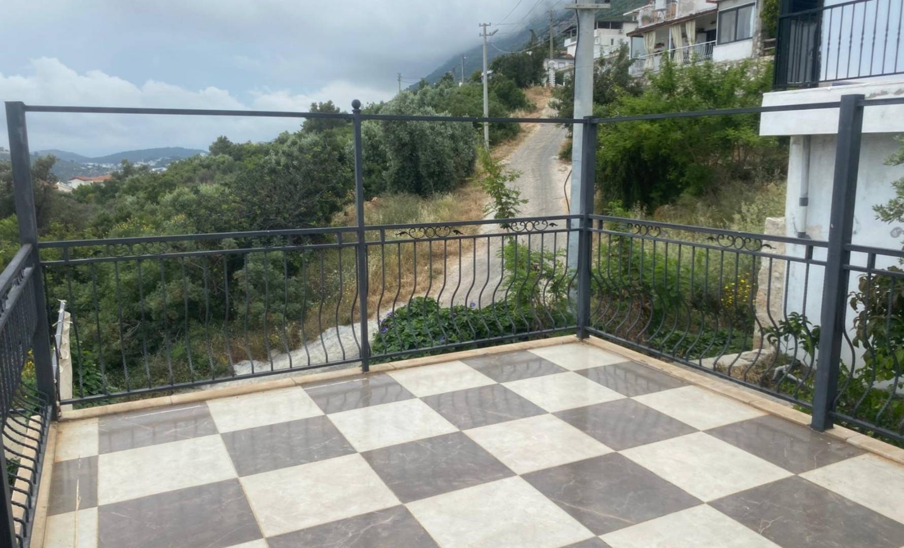 Kaş Bezirgan'da Deniz Manzaralı, Özel Havuzlu, Geniş Villa