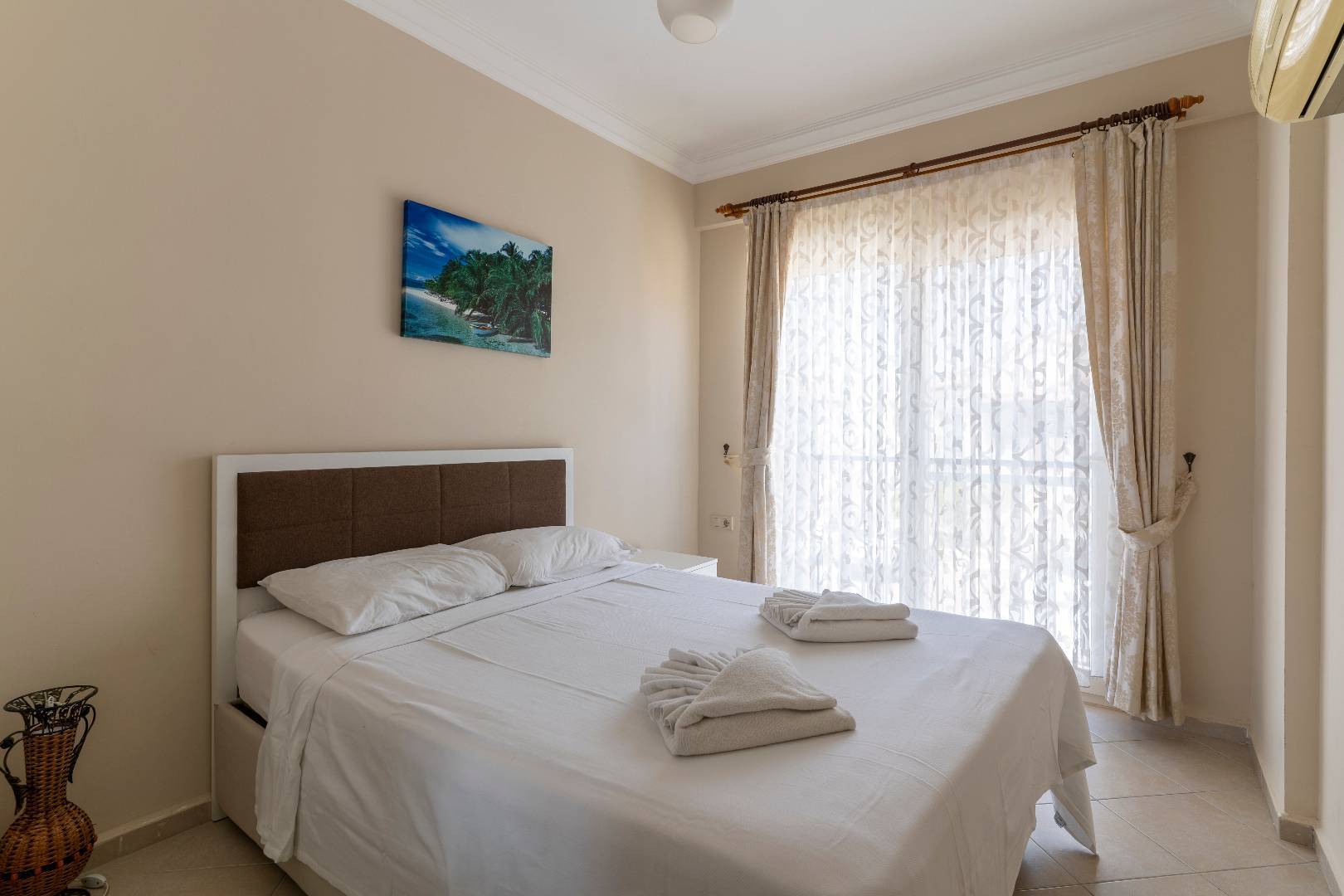 Didim Akbük'te Deniz Manzaralı, Tesis İçerisinde, Kiralık Dubleks Ev
