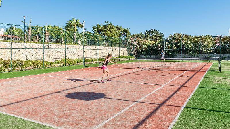Didim Akbük'te Denize Sıfır, Ortak Havuzlu, Tatil Evi