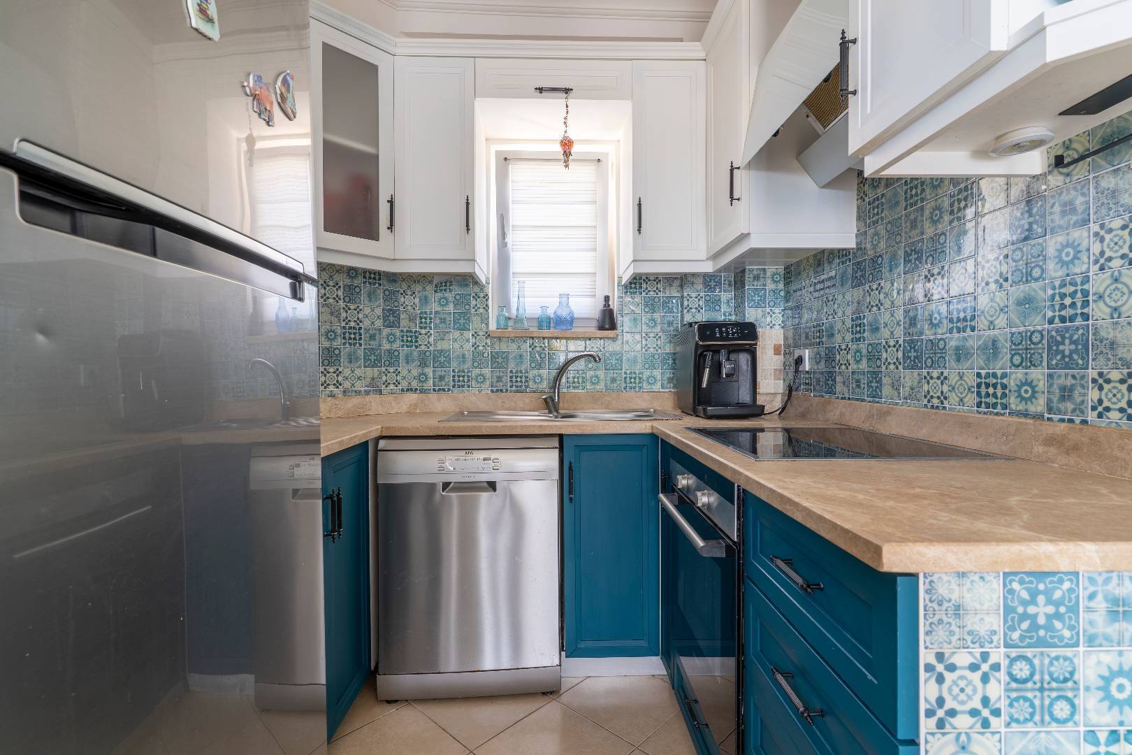 Didim Akbük'te Tesis İçerisinde, Ortak Havuzlu, 3+1 Villa