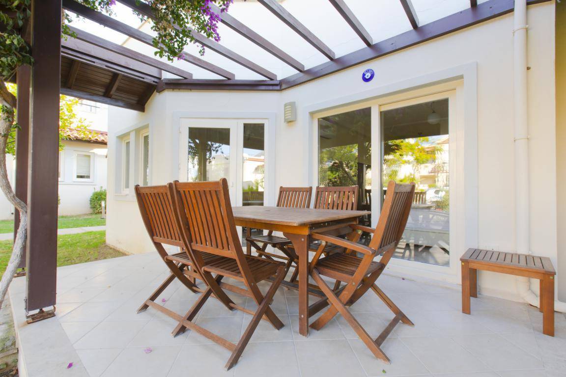 Didim Akbük'te Tesis İçerisinde, Ortak Havuzlu, 3+1 Villa 46085 — 3